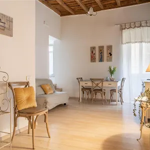 Appartamento Julie - Casa Del '700, Castel Gandolfo